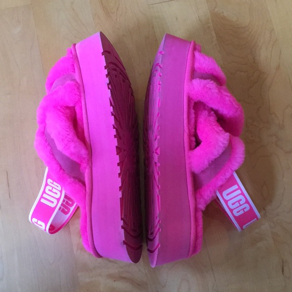 UGG | Disco Open-Toe Slip-On Platform Cross Slide - Picture 8 of 14